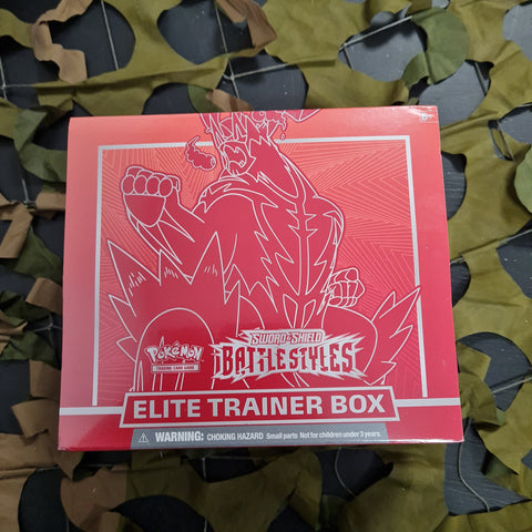 Pokemon - Sword & Sheild Elite Trainer Box (Red)